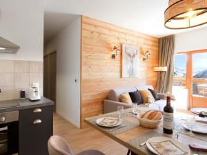 Appartements Apartment Rochebrune-9 by Interhome : photos des chambres