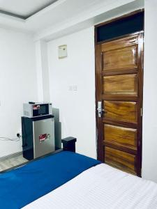 Abby Studio Riverside Apartment with Swimming Pool