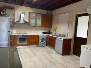 Stavros Country House