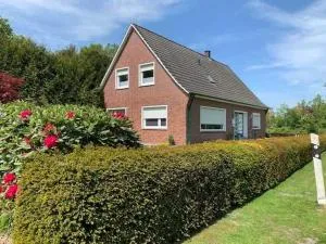 Ferienwohnung Kastanienhof, 35165 - Uplengen