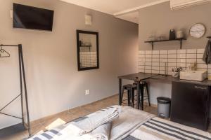 Excellently located close to N1, Free WIFI, SMART TV, Easy Self Check in, Modern and many RESTAURANTS on premises