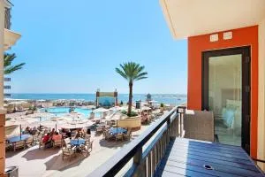 Emerald Grande W222- Rexford's BEACH Retreat - نايسفيل