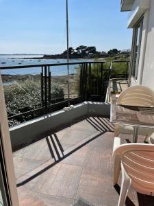 Maisons de vacances Charmante maison les pieds dans l'eau : photos des chambres