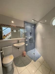 Maisons de vacances Charmante maison les pieds dans l'eau : photos des chambres