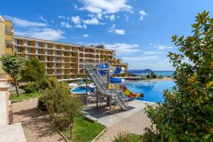 midia family resort