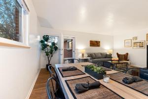 Ultimate Chill Zone, BBQ, Bikes, Pet Friendly!!