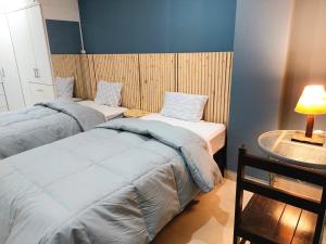 Jull complete house with 8 bedrooms and 6 bathroom