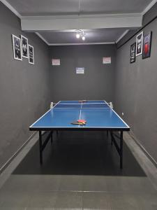 Casa grande e confortável até 16 pessoas com churrasqueira e garagem para 8 carros