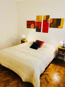 Departamento 3 ambientes con patio, terraza y parrila