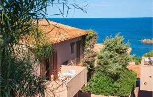 Cozy Apartment In Costa Paradiso - Aglientu