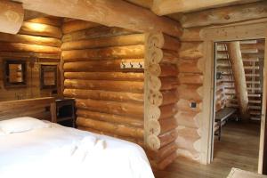 Chalets Le Lodge : photos des chambres