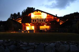 Chalets Le Lodge : photos des chambres