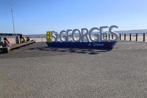 Joli studio - 2 pas de la mer et du centre