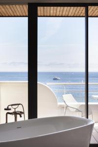 Hotels Grand Hotel Perros-Guirec : photos des chambres