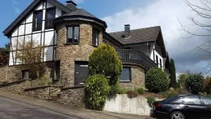 Ferienwohnung Gemmel - Vilkerath