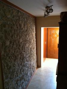 EDEN CAP : A delightful villa lodges 11 adults just one km away from Monte Carlo station