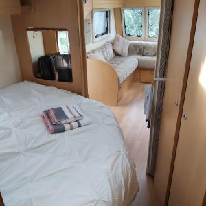 Tentes de luxe Caravane Les Fontenelles : photos des chambres