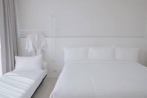 HER HUAHIN POOL VILLA