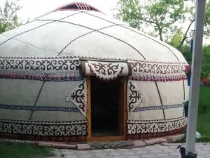 Guesthouse Kishimzhan - Kara-Sakal