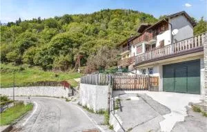 Awesome Home In Aune Di Sovramonte - 特兰萨夸