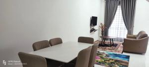 Rayyan Homestay Seri Iskandar Perak Near Utp Uitm