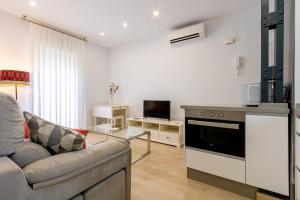 Charming 2 Bedroom Apartment Triana Bridge By OCityzen