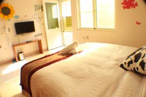 Phòng Deluxe Giường Đôi Có Vòi Sen (Deluxe Double Room with Shower)