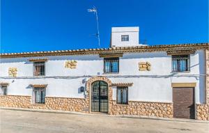 Gorgeous Home In Hornachuelos With Wifi