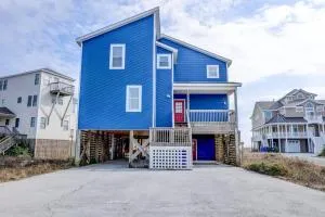 Whale Den - نورث توبسالي بيتش