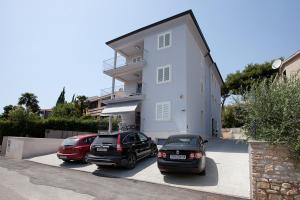 Apartments with a parking space Rovinj - 3393