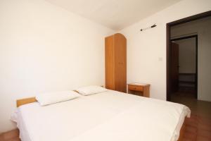 Seaside secluded apartments Lavdara, Dugi otok - 3454