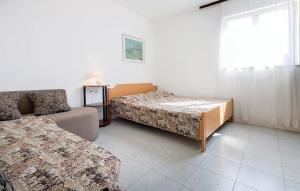 Apartment Pjescana Uvala 14564b