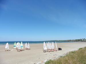 Maisons de vacances Country house, Landeleau : photos des chambres