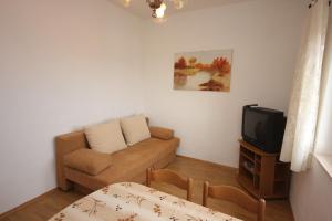 Apartments with parking space Preko, Ugljan - 8417