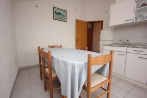 Apartments with parking space Kraj, Pasman - 8502