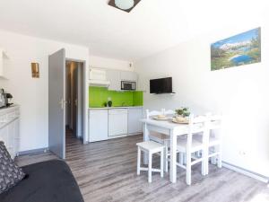 Appartements Appartement Saint-Lary-Soulan, 2 pieces, 6 personnes - FR-1-296-440 : photos des chambres