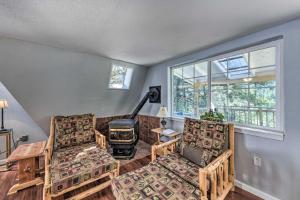 Cloudcroft Cabin with National Forest Views!