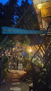 Happy Lemon Tree lodge