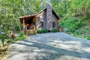 Waynesville Cabin with Covered Deck and Fire Pit! - Crabtree