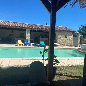 Loue appartement avec jardin - Saint-Pons