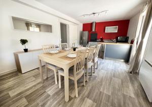 Appartements Charmant T3 en plein centre du Bousquet-d'Orb : photos des chambres