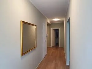 Casa Botta. Ampio appartamento luminoso e confortevole - Tartano