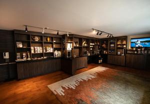 Holiday Inn Bar Harbor Regency Hotel by IHG