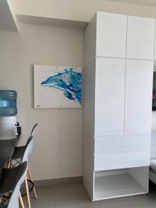 Modern stylish apt. steps away from the beach