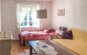 Lovely Home In Örsundsbro With Wifi