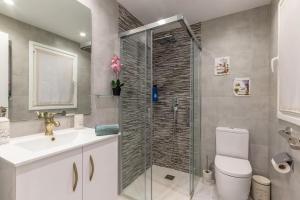 Old Town at Your Feet! Terrace and Private Parking