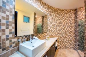 Deva Condo Lovely Loft Style