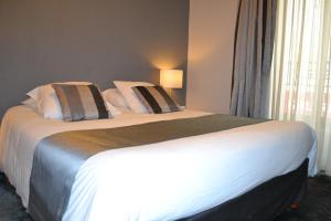 Hotels Saint Ferreol : photos des chambres