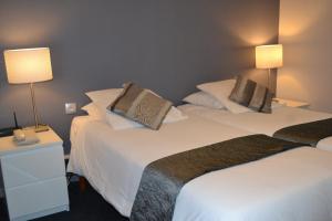 Hotels Saint Ferreol : photos des chambres