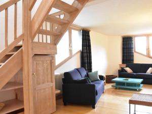 Duplex avec 4 chambres pour 10 à Méribel, proche pistes et commerces, parking inclus - FR-1-180-578